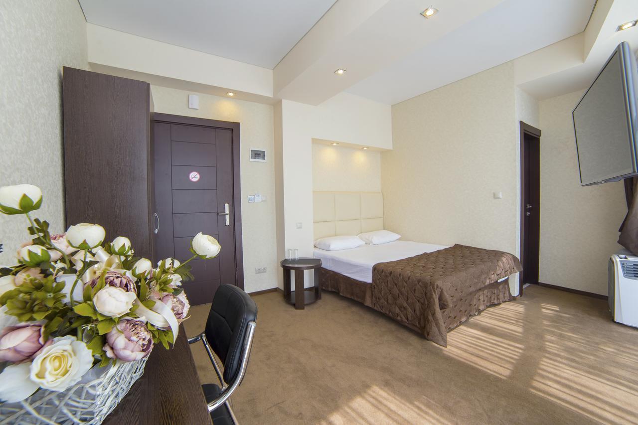 Grand Hotel Gagra Ngoại thất bức ảnh