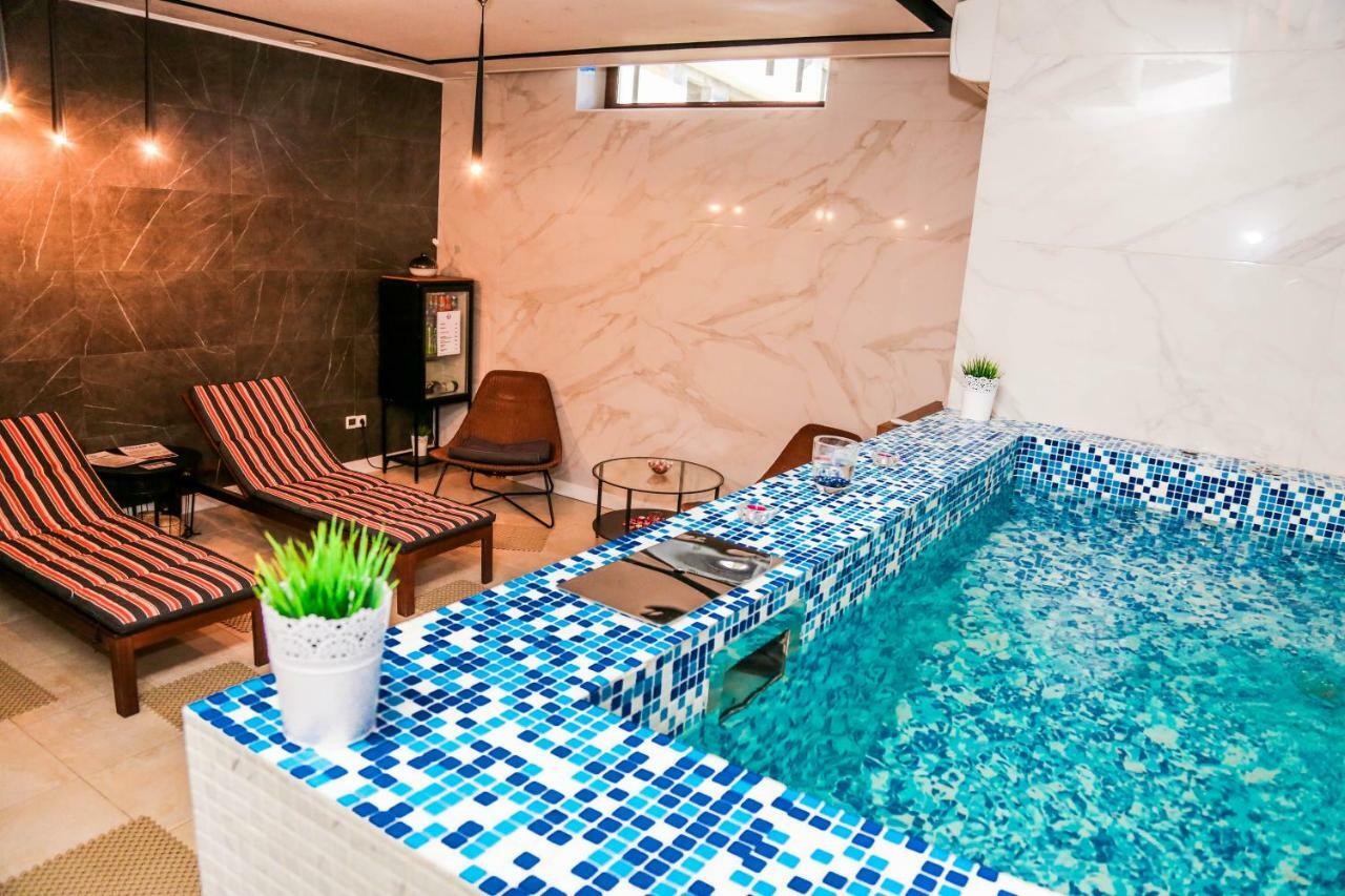 Grand Hotel Gagra Ngoại thất bức ảnh