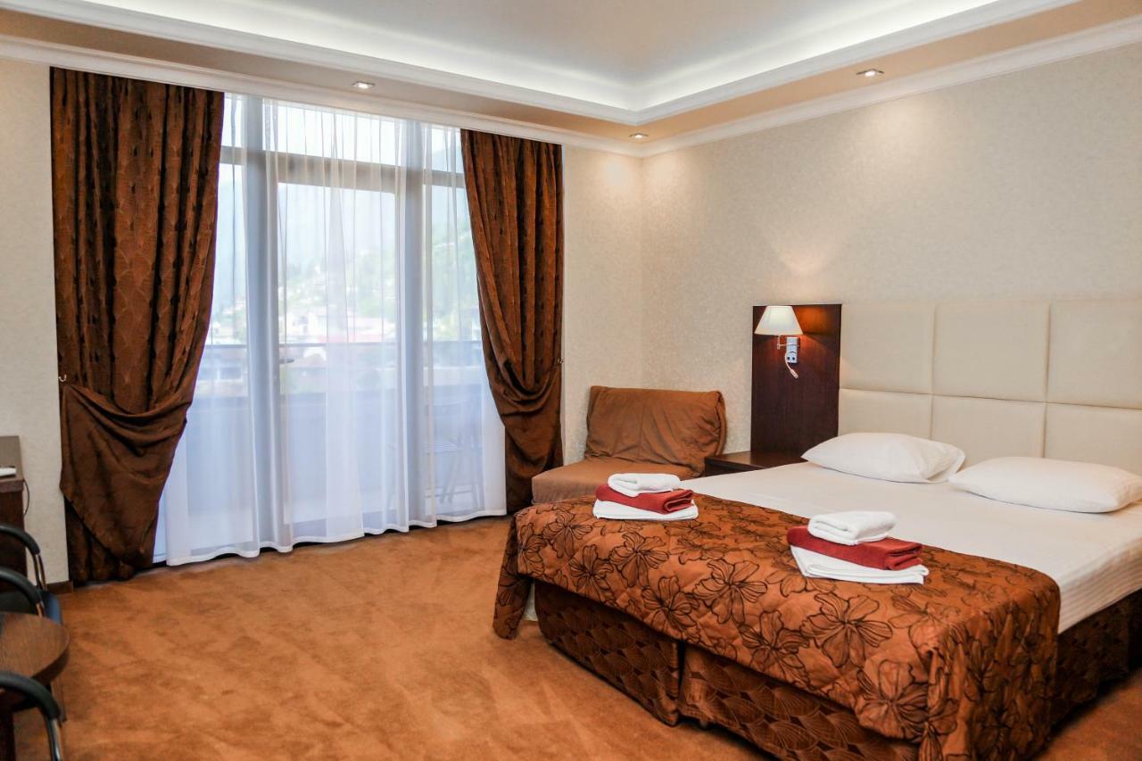 Grand Hotel Gagra Ngoại thất bức ảnh